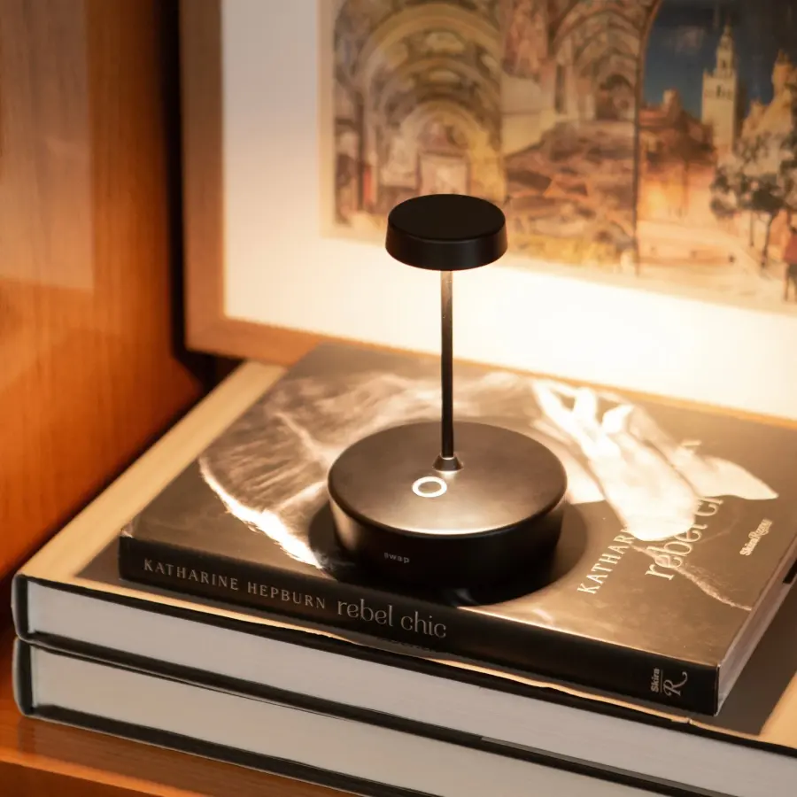 Versatile Rechargeable Mini Lamp with Adjustable Color Temperature - Image 5