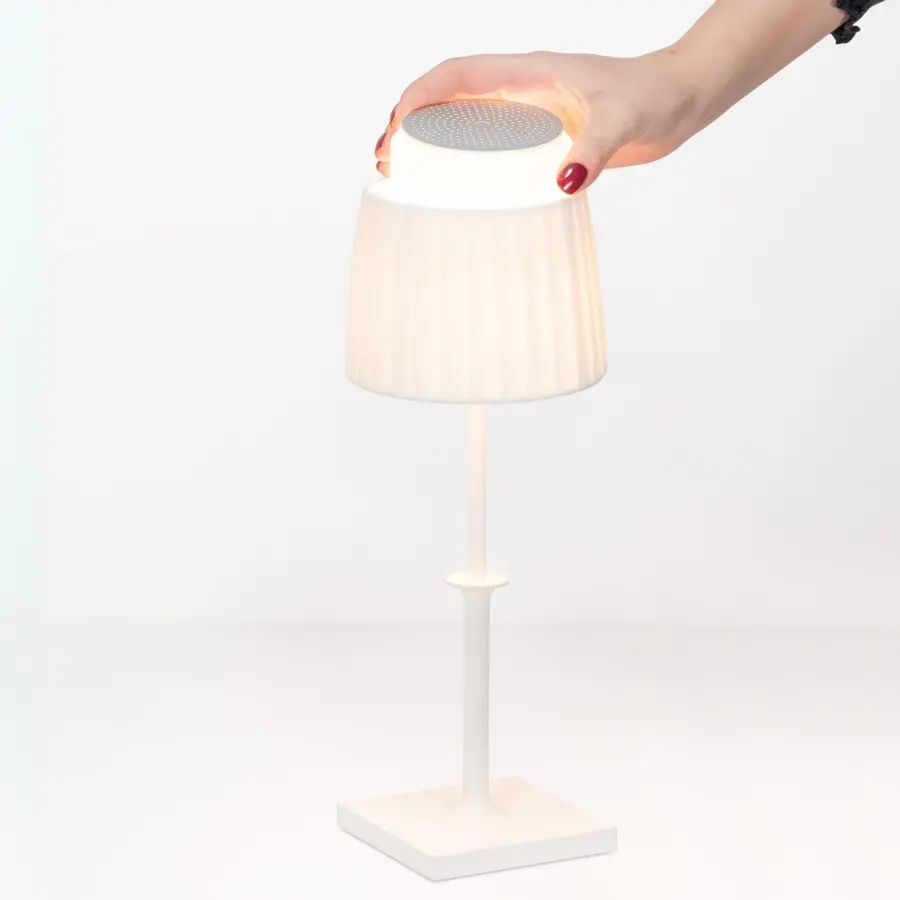 Poldina Classic Cordless Table Lamp - Image 2