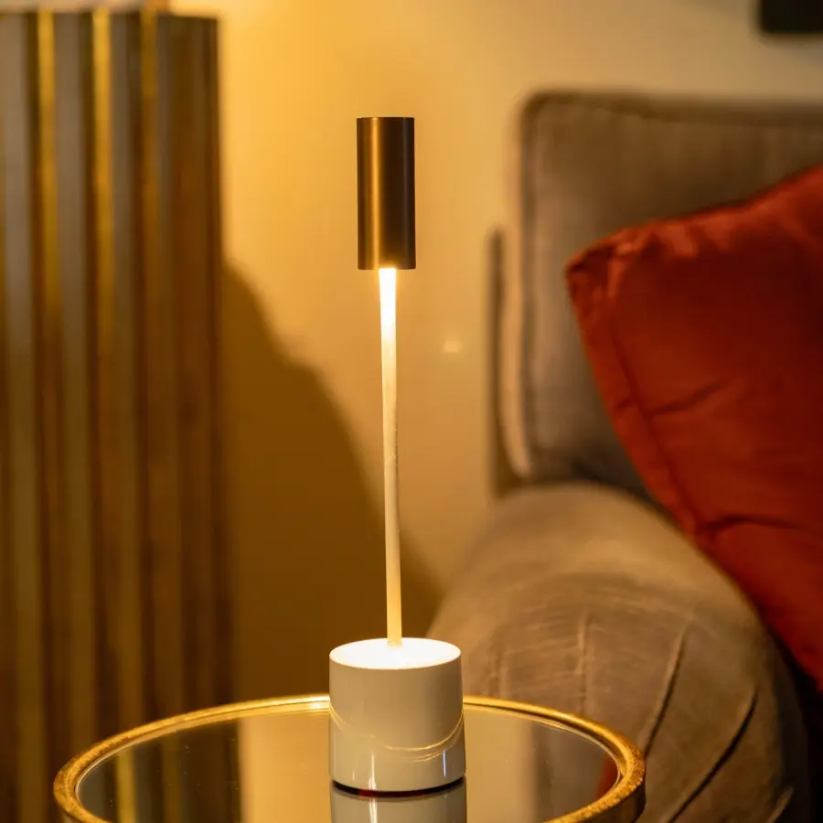 Carolina Pro Cordless LED Table Lamp - Image 9
