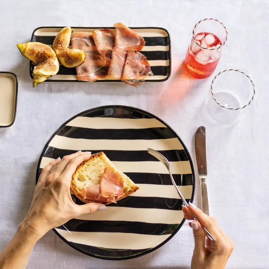 Lido Dinner Plate Set of 4 - Image 11