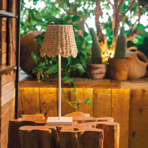 Scalloped Water Hyacinth Woven Lampshade - Image 4