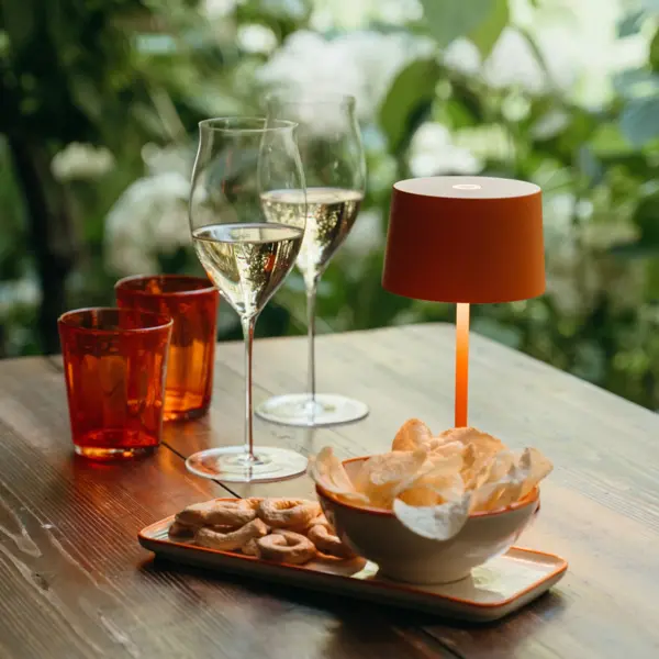 Ultralight Sparkling Wine Glasses (Set of 2) - Image 2