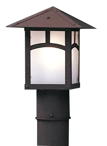 7" evergreen post mount with t-bar overlay