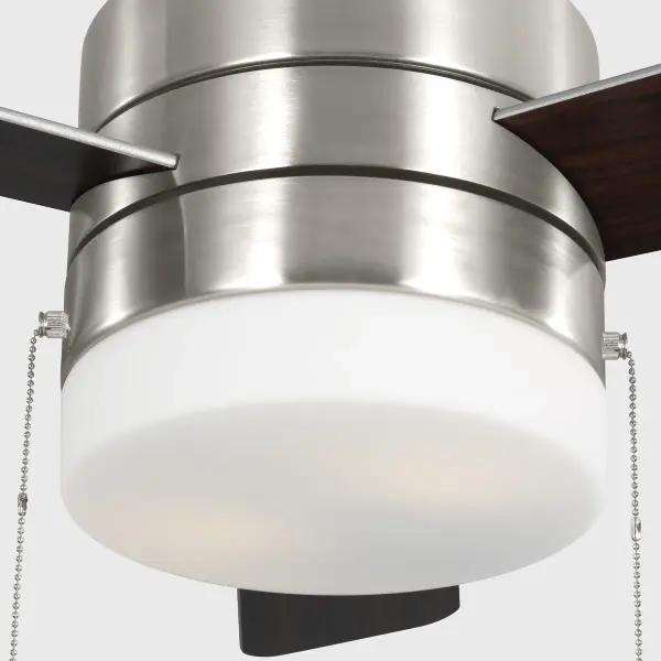 Versatile 44" Fan with Reversible Blades and Integrated LED Lighting - Image 9