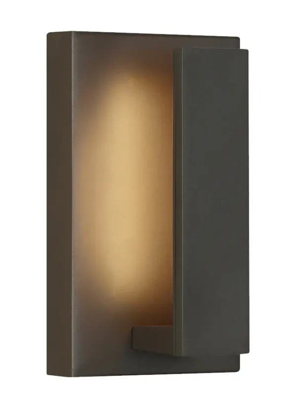 The Nate LED wall sconce delivers sophisticated architectural lighting with its lever-inspired profile. The integrated LED reflects off walls to create dramatic grazing effects, perfect for highlighting textures indoors or out.