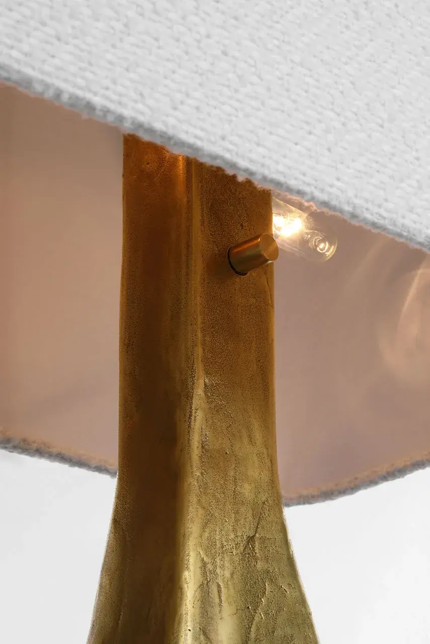 Terra-Forma 23" Right Table Lamp in Museum Brass with Boucle Shade - Image 8