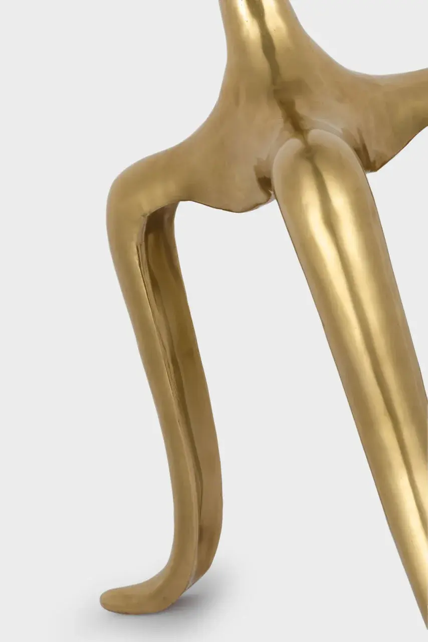 Elegant Traditional Floor Lamp with Timeless Brass Finish - Image 5