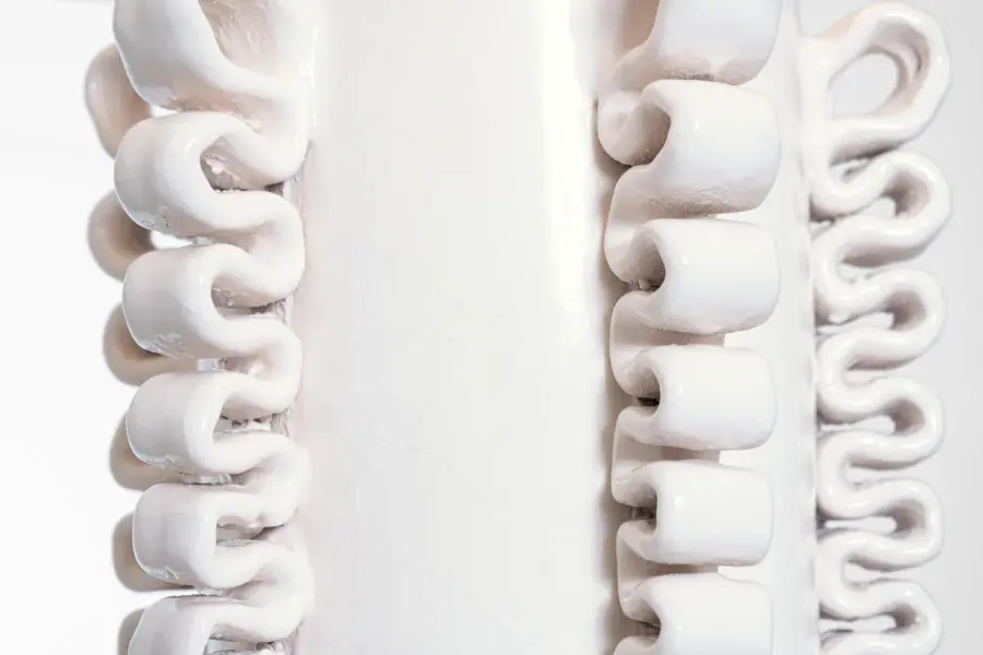 Elegant Crackle-Glazed Table Lamp with Timeless Coastal Appeal - Image 5