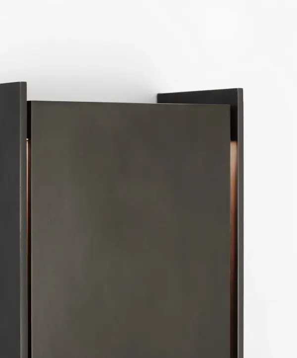 Bold 32" Contemporary Outdoor Wall Light with Industrial Edge - Image 3