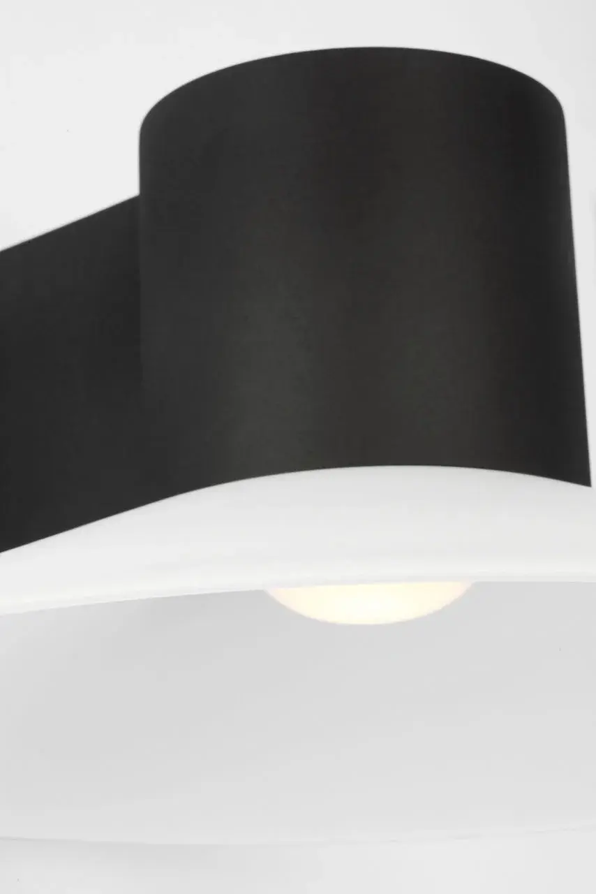 Focal Large LED Sconce in Textured Black - Image 4
