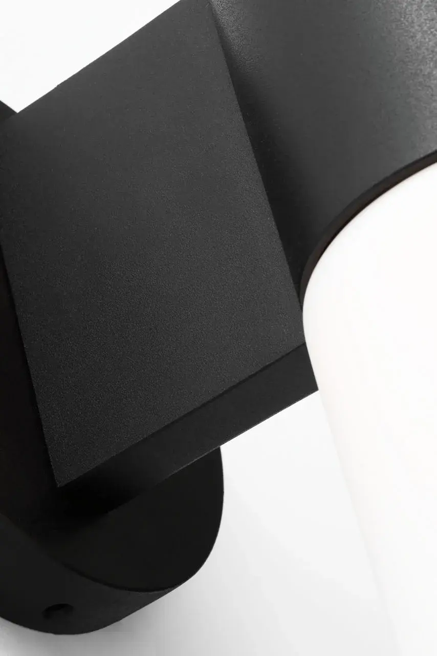 Focal Short LED Outdoor Wall Sconce - Image 4
