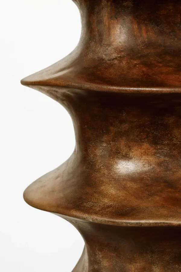 Sophisticated 28" Table Lamp with Warm Smoked Umber Finish - Image 4