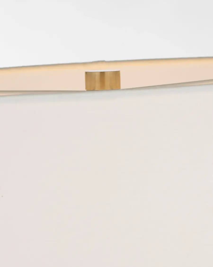 Sophisticated Transitional Table Lamp with Warm Natural Finish - Image 7