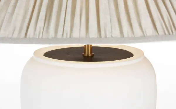 Anwen 23" Cordless Table Lamp in Chantilly with Natural Linen Pleated Shade - Image 3
