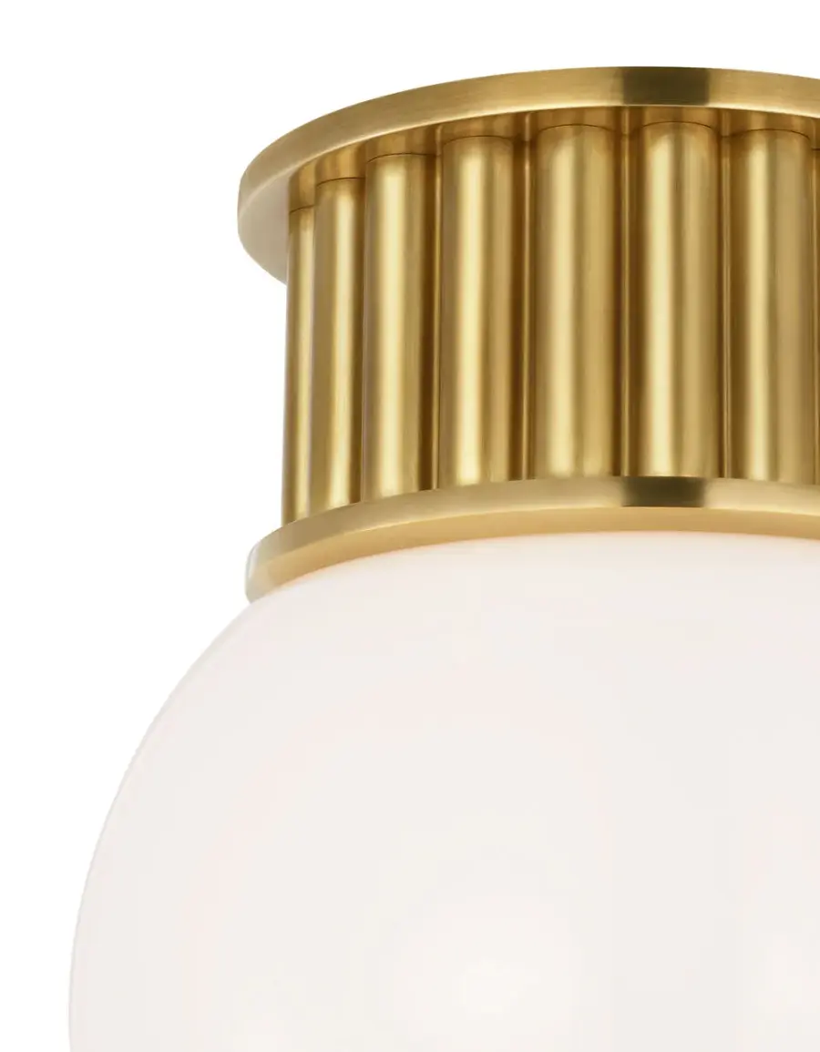 Compact Elegance: Classic Globe Design with Warm Brass Finish - Image 4