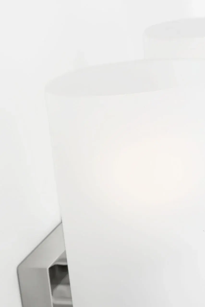 Rhode Medium Vanity Light in Chrome - Image 3