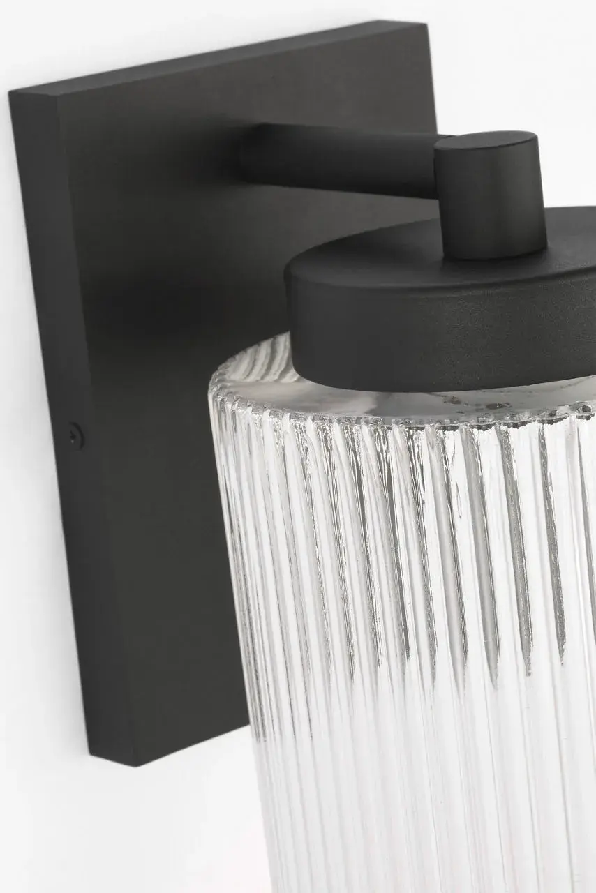Ronde Medium Outdoor Wall Lantern - Image 11