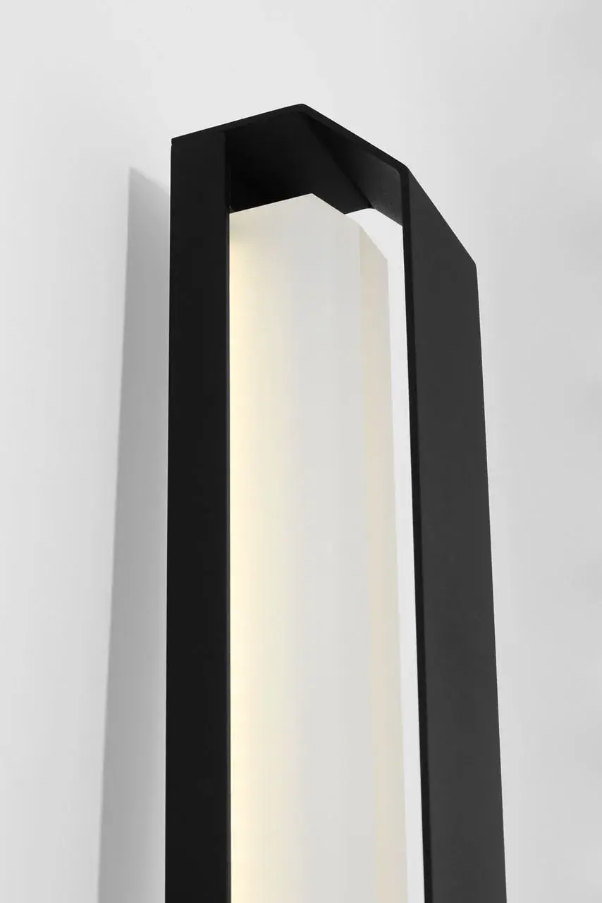 Lakemont 26" LED Outdoor Wall Light - Image 4