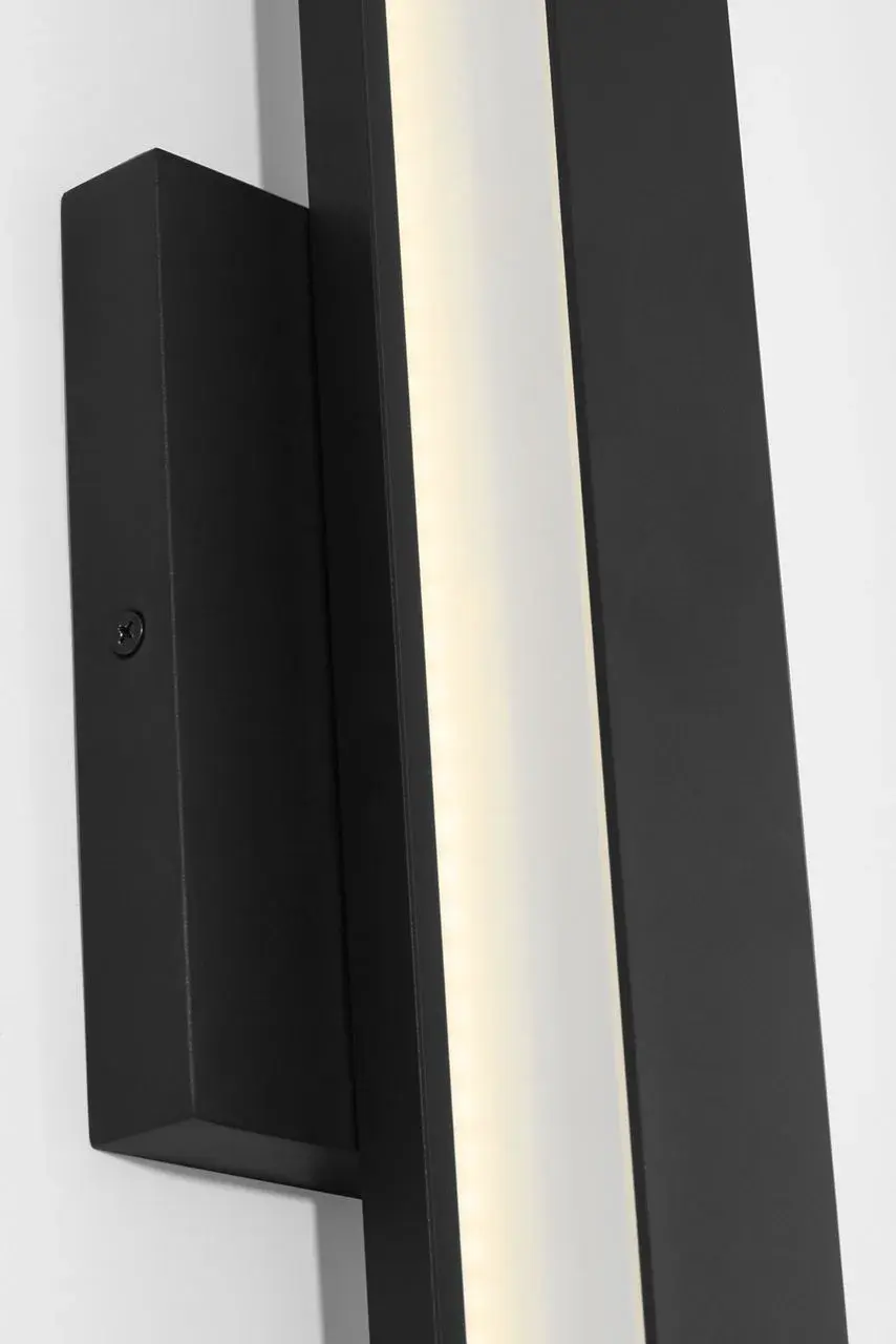 Lakemont 34" LED Outdoor Wall Light - Image 2
