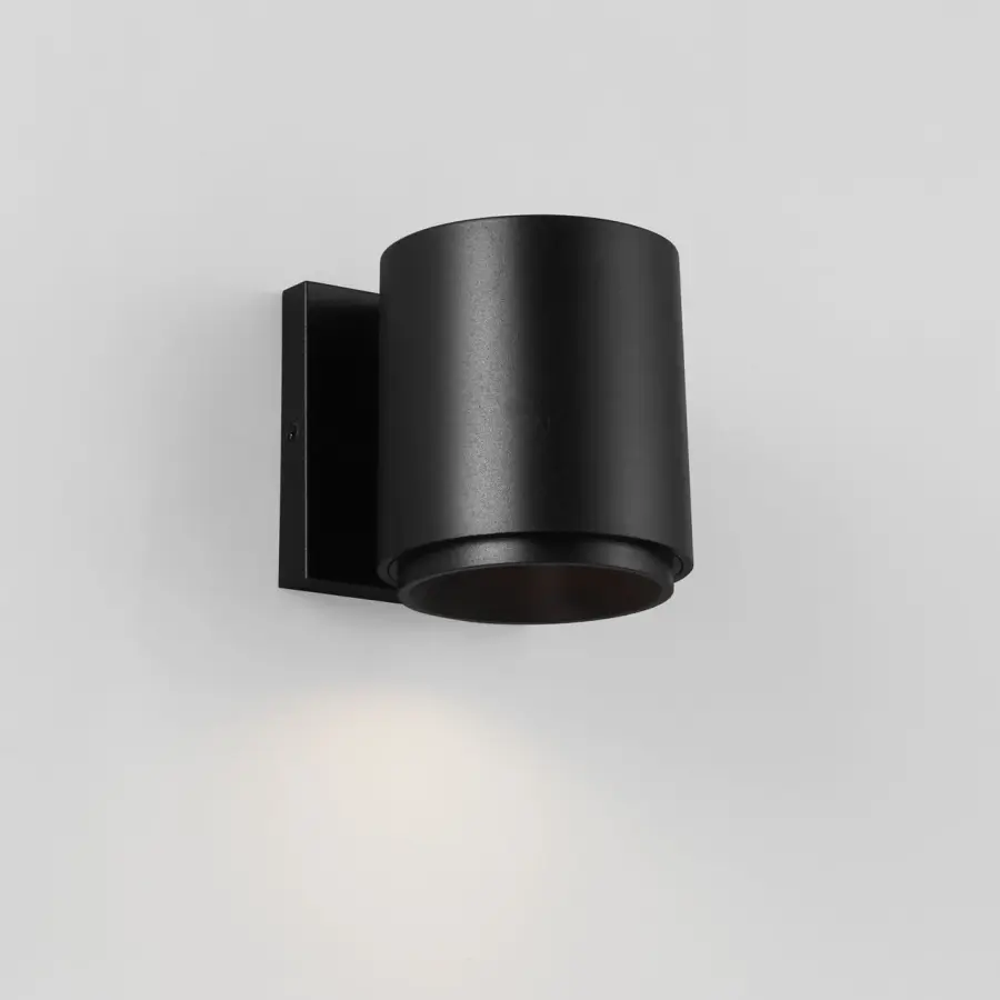 Huntwick Round Outdoor Wall Light in Textured Black - Image 4