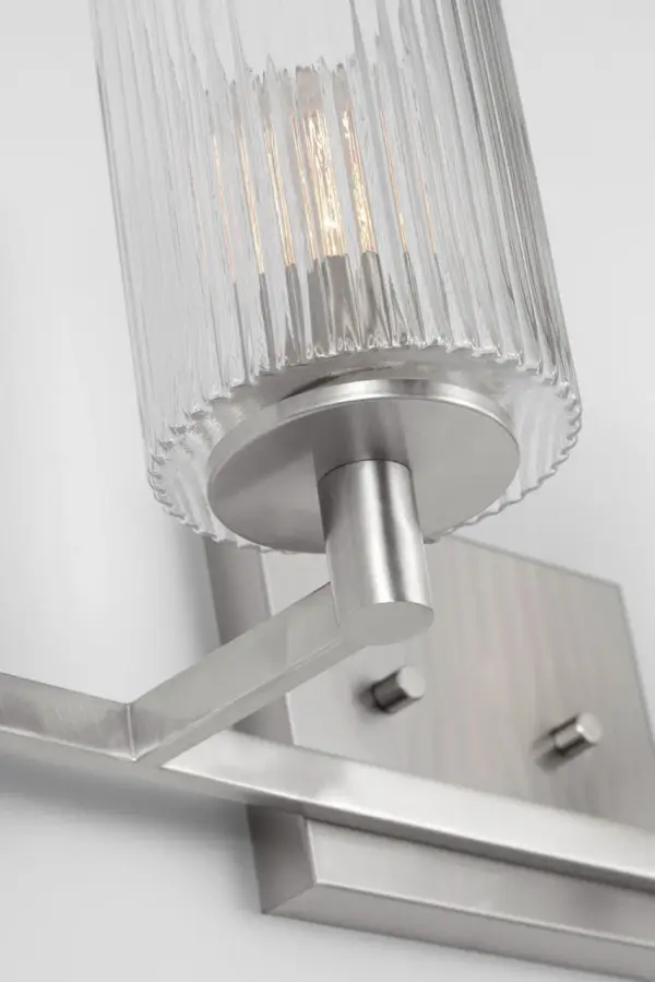 Modern Four-Light Vanity with Clean Contemporary Lines - Image 3