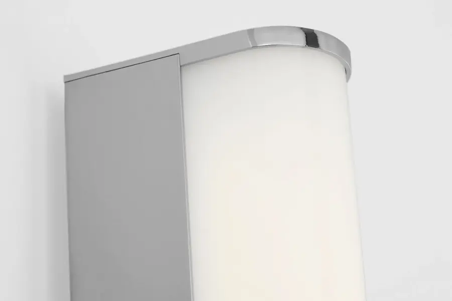 Cavitt 24" LED Vanity Light in Chrome - Image 5