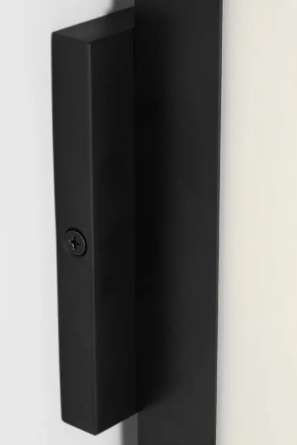 Cavitt 36" LED Vanity Light in Midnight Black - Image 6