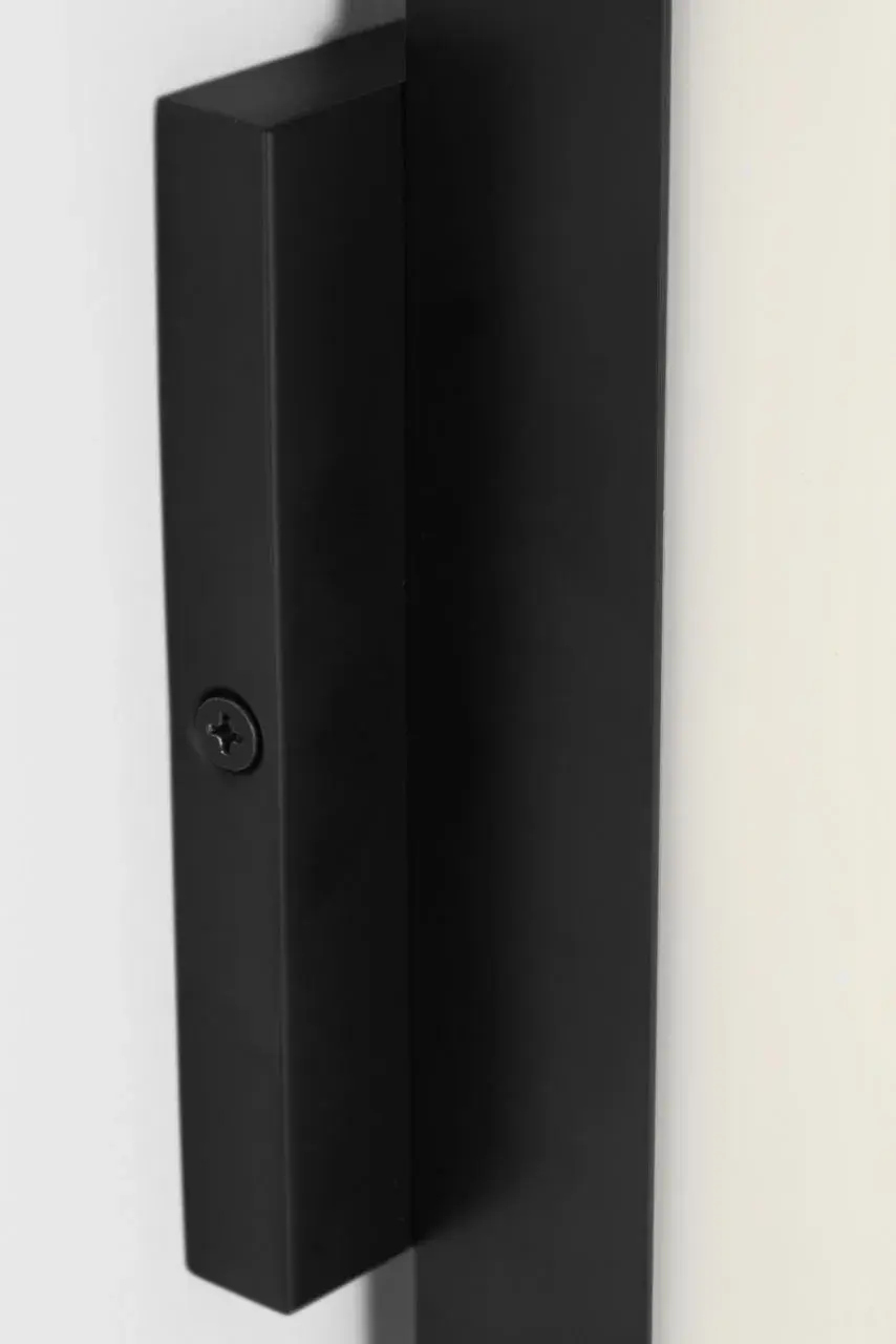 Cavitt 36" LED Vanity Light in Midnight Black - Image 6