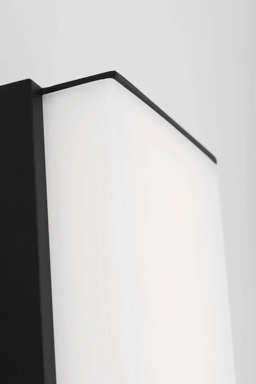 Panna 30" LED Vanity Light in Midnight Black - Image 5
