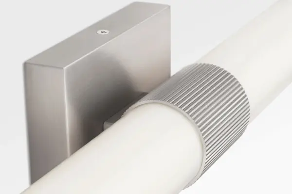 Contemporary LED Vanity Light with Architectural Texture - Image 6