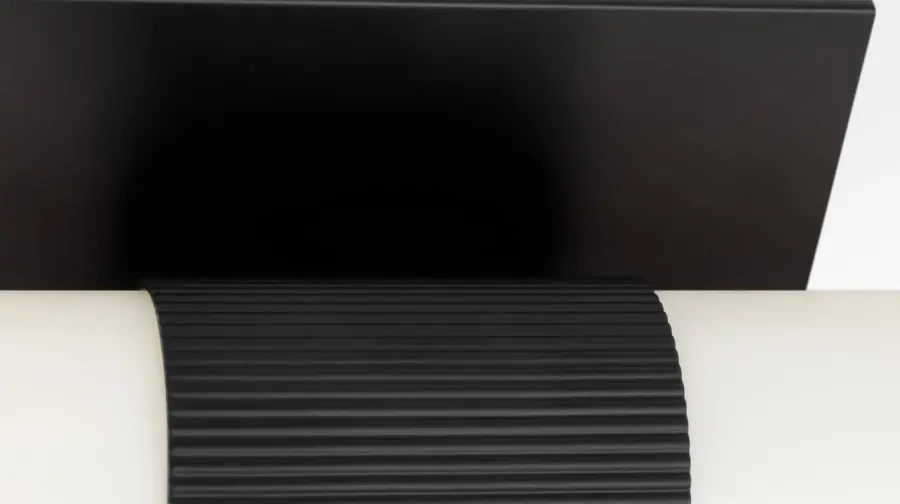 Sarco 18" LED Vanity Light in Midnight Black - Image 5