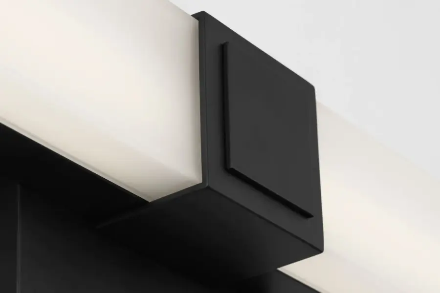 Fentress 18" LED Vanity Light in Midnight Black - Image 7