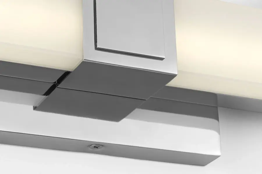 Fentress 24" LED Vanity Light in Chrome - Image 3