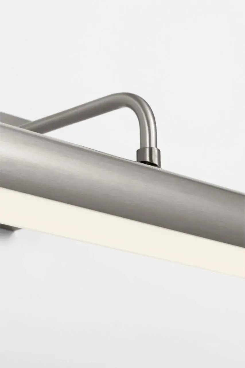 Loxen 24" LED Picture Light in Brushed Nickel - Image 4