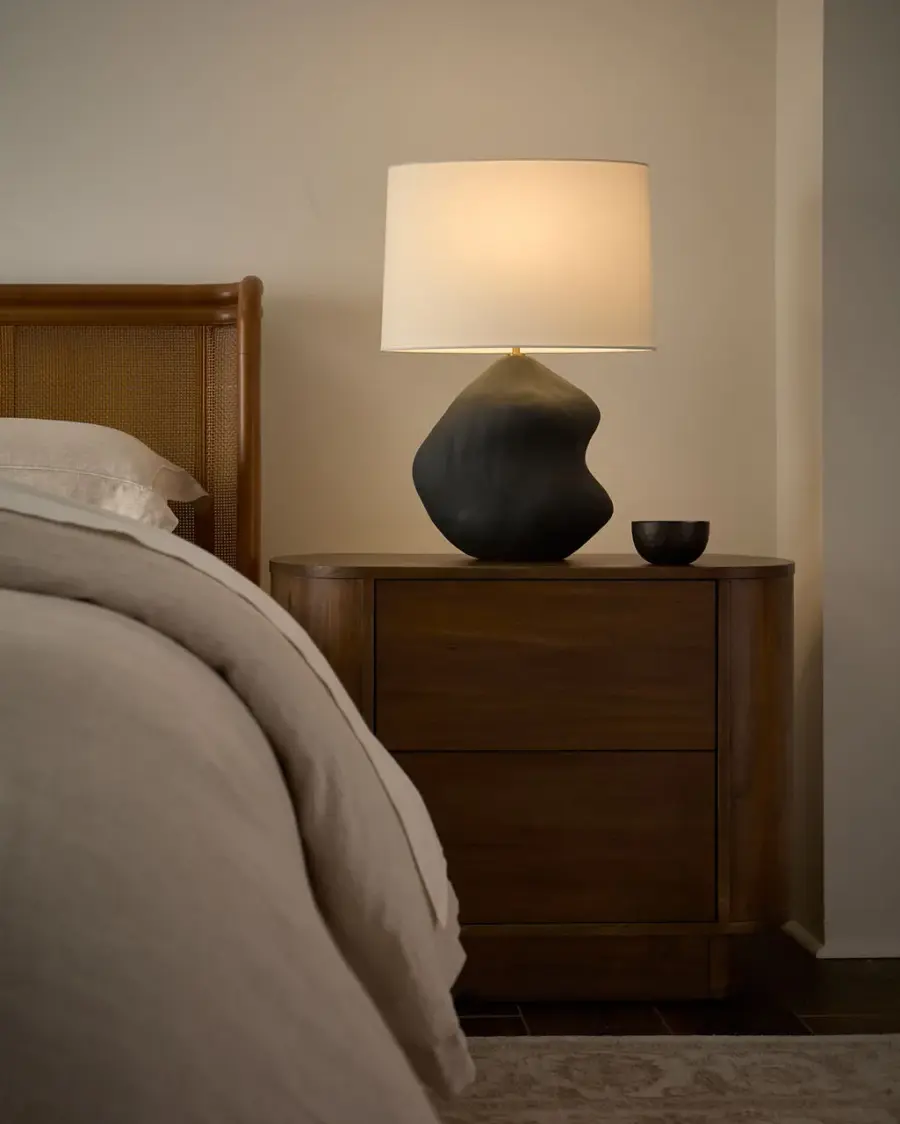 Broxton Medium Table Lamp in Rough Black Ceramic - Image 8