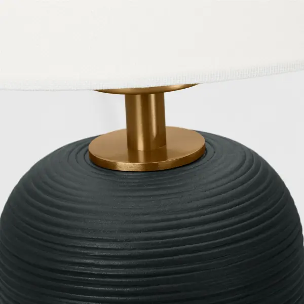 Fanny Small Table Lamp in Rough Black Ceramic - Image 4