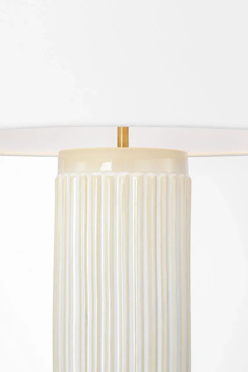 Elegant Transitional Table Lamp with Warm Neutral Finish - Image 3