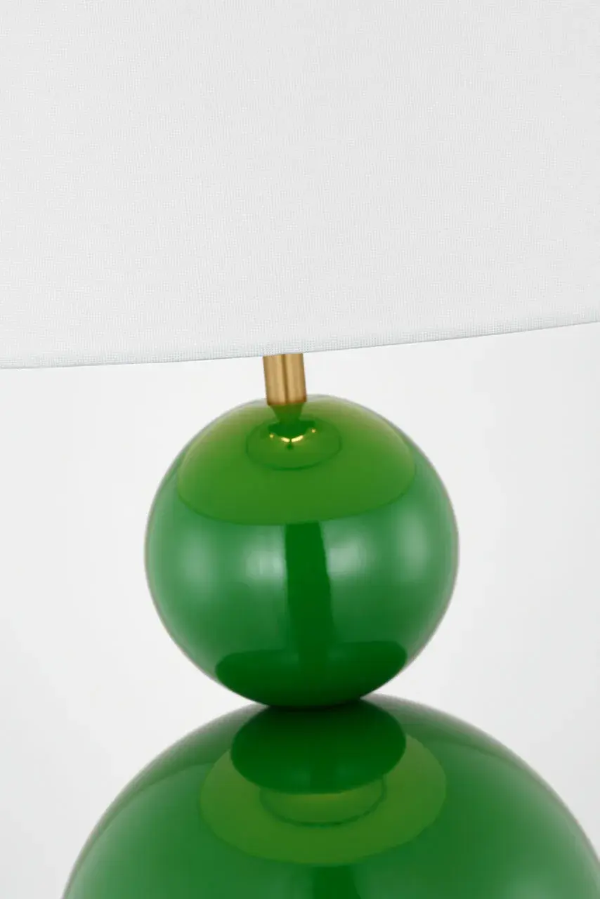 Suki Medium Table Lamp in Green - Image 3