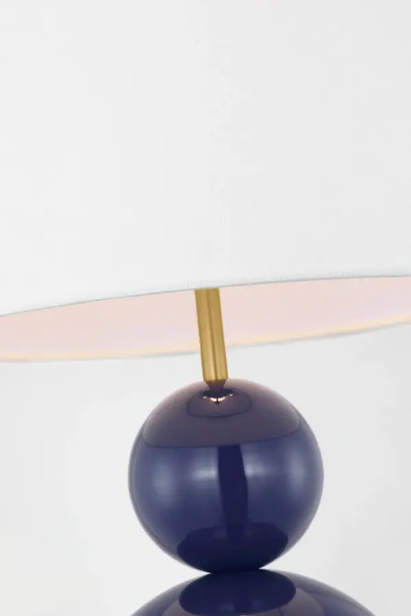 Suki Medium Table Lamp in Navy - Image 4
