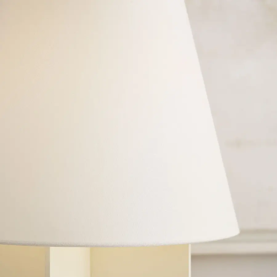 Blocco Small Table Lamp in Soft Linen - Image 5