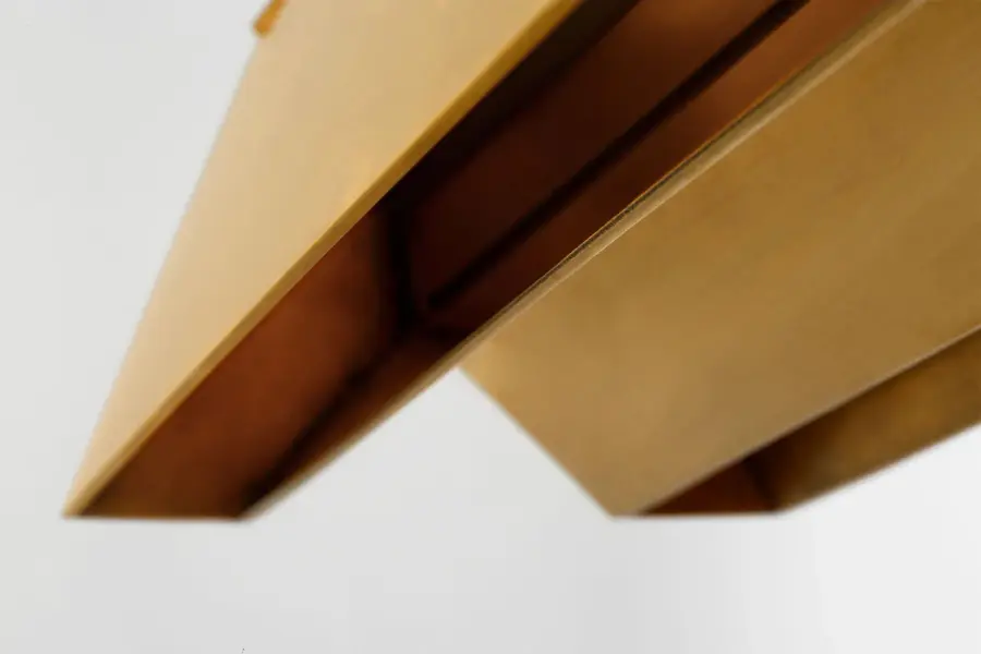 Pench Medium Linear Chandelier in Natural Brass - Image 2