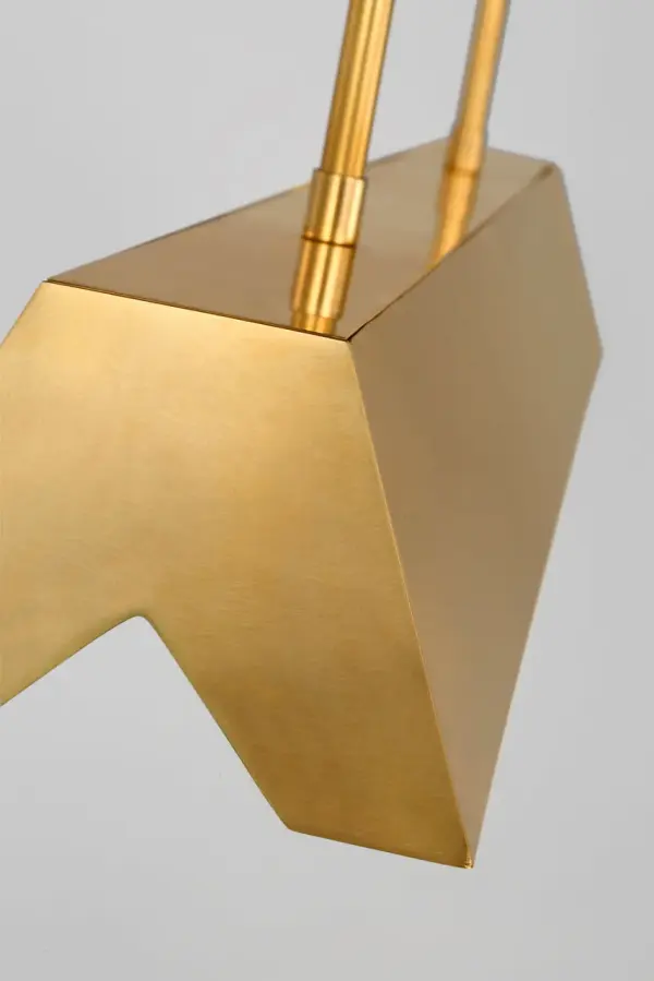 Pench Medium Linear Chandelier in Natural Brass - Image 4