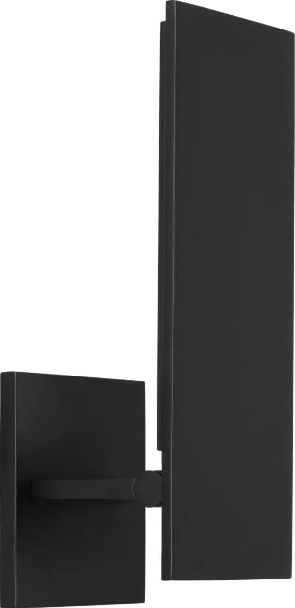 The Angolo 11" outdoor wall sconce combines modern minimalist design with high-performance LED technology. Featuring 2700K warm white light and 90 CRI for excellent color rendering, this fixture delivers both style and function. - alternate view