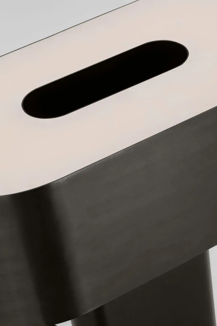 Sophisticated Medium Table Lamp with Warm LED Illumination - Image 5