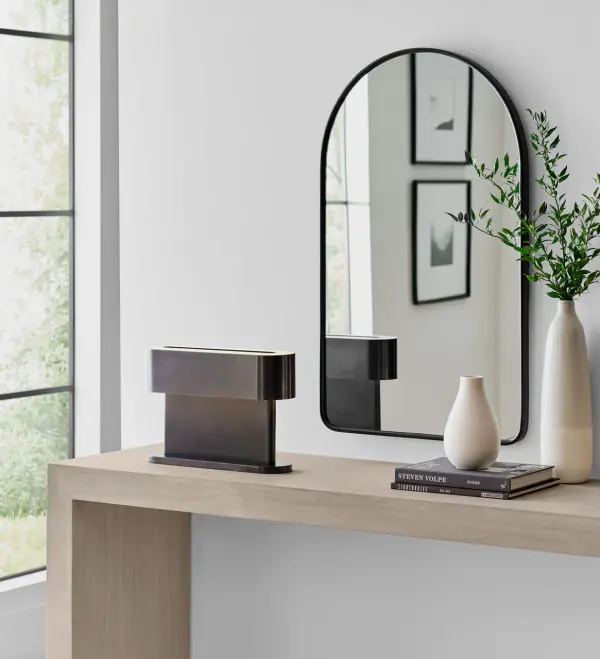 Sophisticated Small-Scale Lighting with Warm, High-Quality Illumination - Image 8