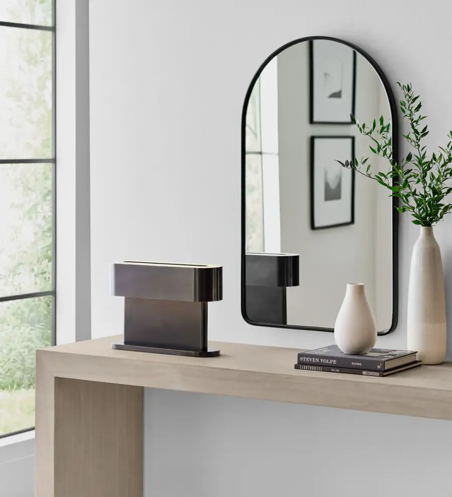 Sophisticated Small-Scale Lighting with Warm, High-Quality Illumination - Image 8