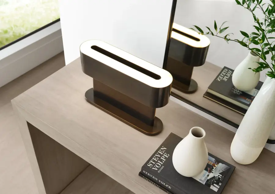 Sophisticated Small-Scale Lighting with Warm, High-Quality Illumination - Image 9