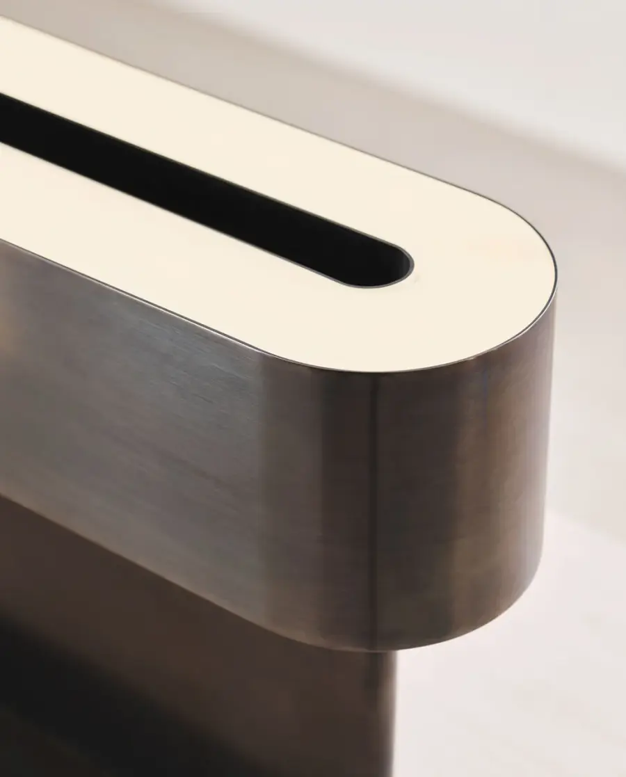 Sophisticated Small-Scale Lighting with Warm, High-Quality Illumination - Image 10