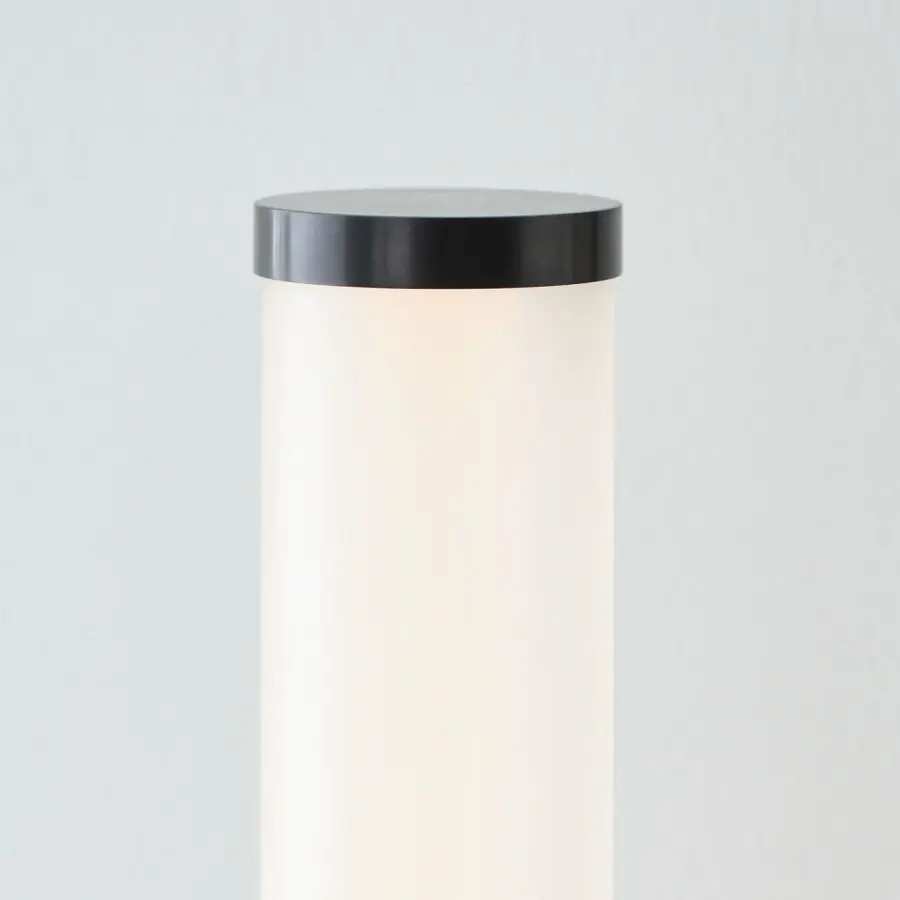 Miguel 21" Table Lamp in Bronze - Image 5