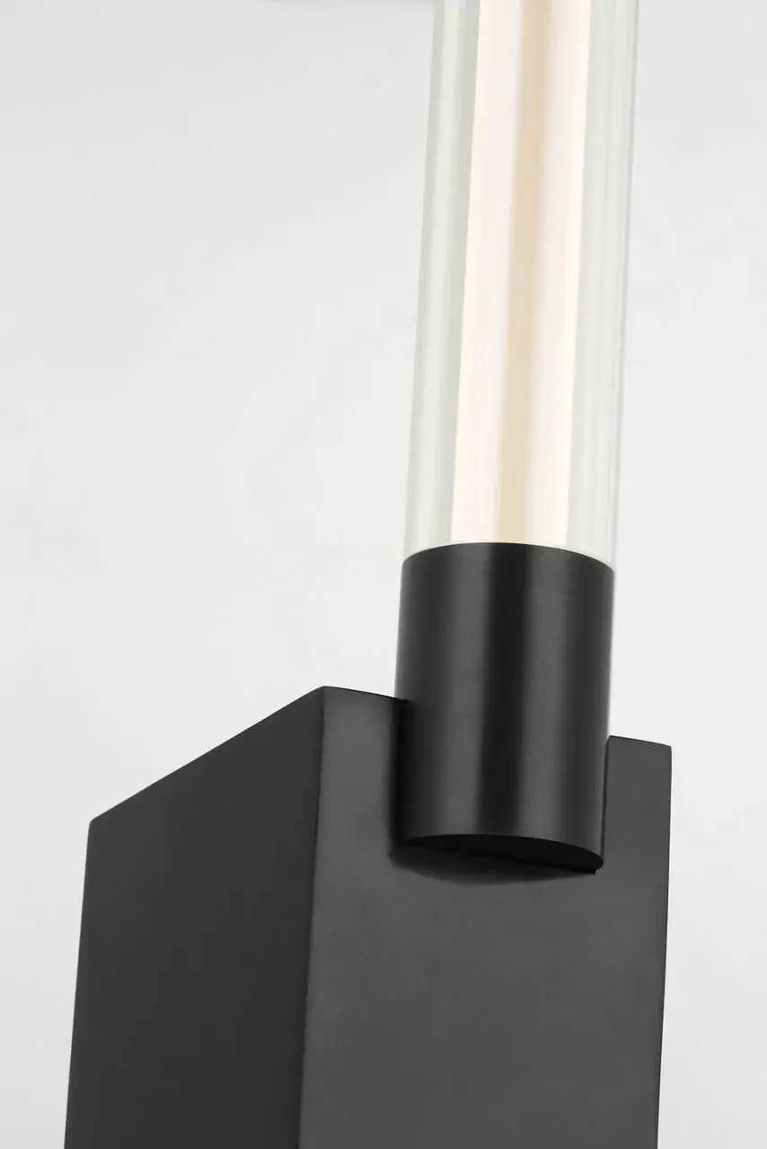 Phobos 15" Rechargeable Table Lamp - Image 5